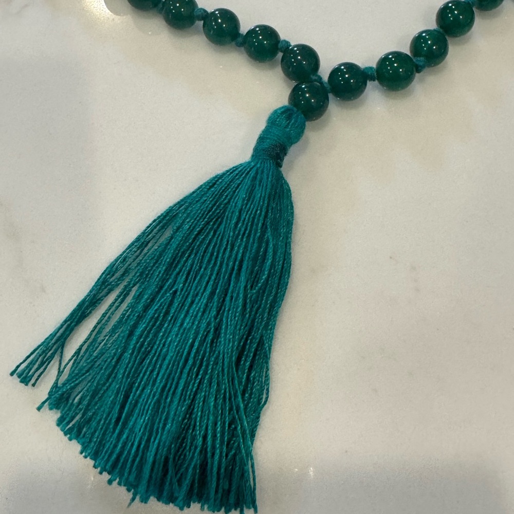 Mala Green Jade & Sandalwood Beaded Necklace with Tassel NEW!